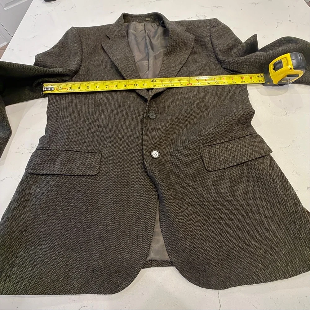 Classic Men's Herringbone Wool Blazer - Olive Brown